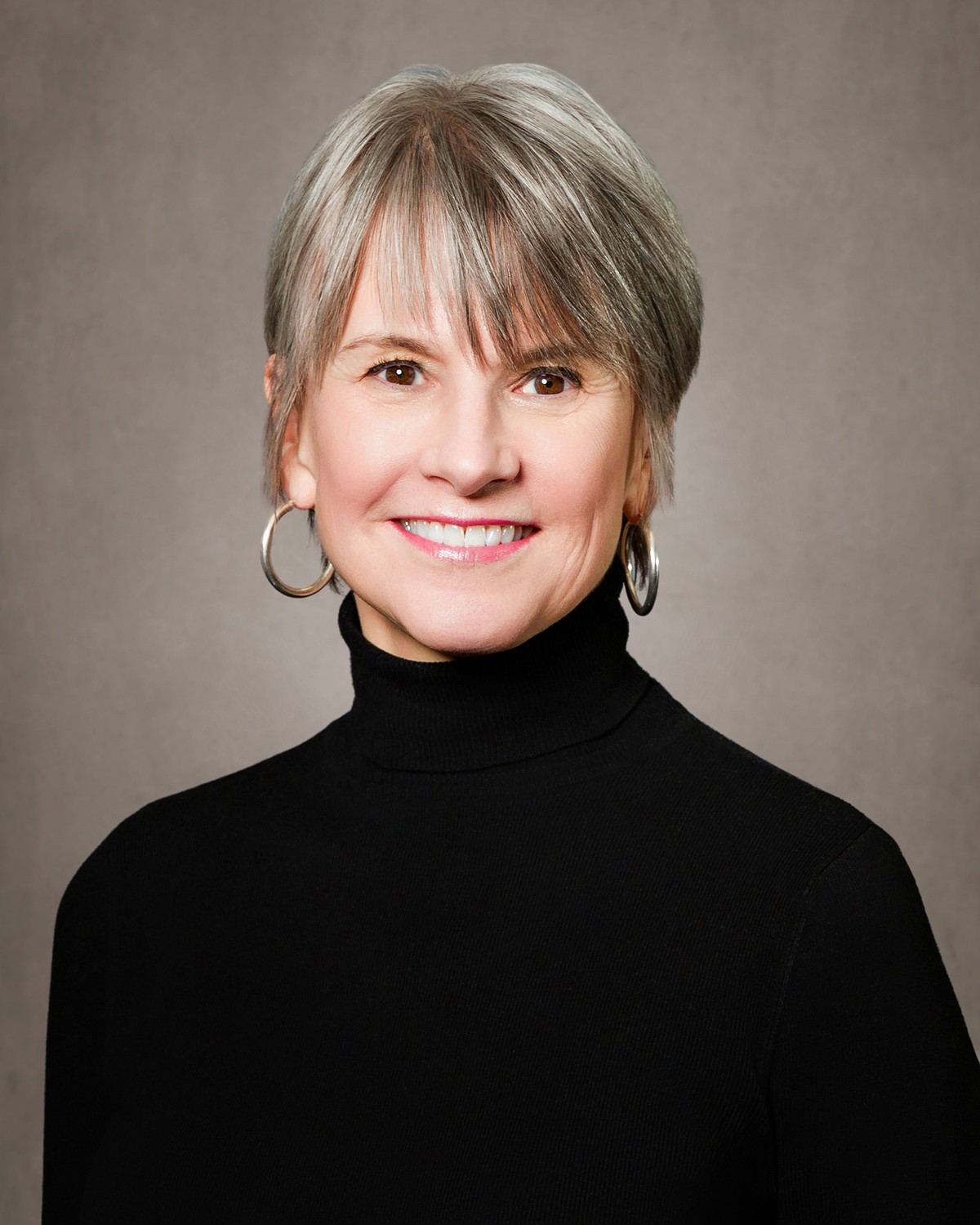 Headshot of Polly Reynolds